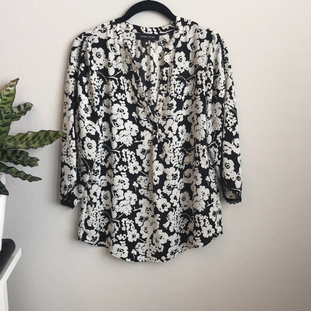 Ivanka Trump Floral Quarter Split Sleeve Top